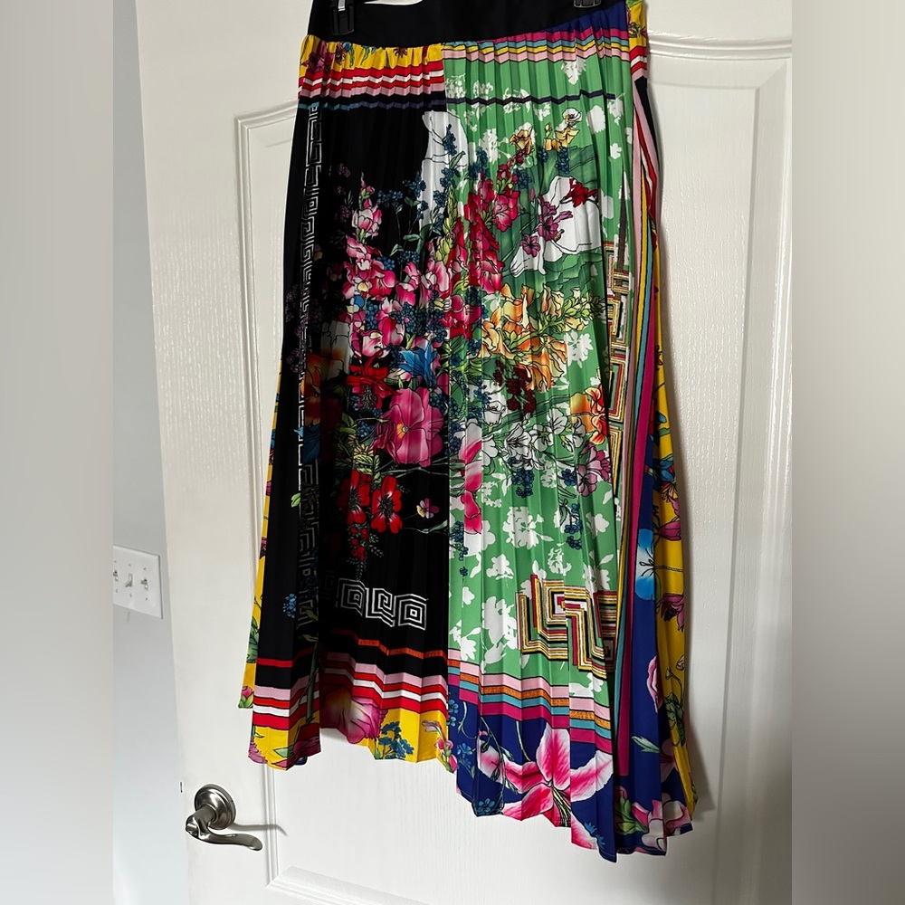 Pleated skirt top set islet lace M